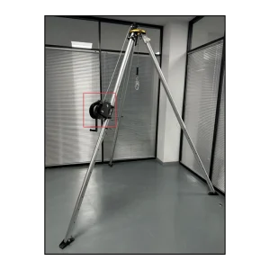 TRIPODE CON CABESTRANTE